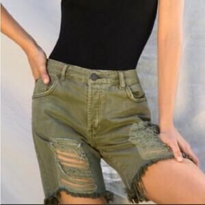 NWT One Teaspoon Super Khaki Stevies shorts, 27